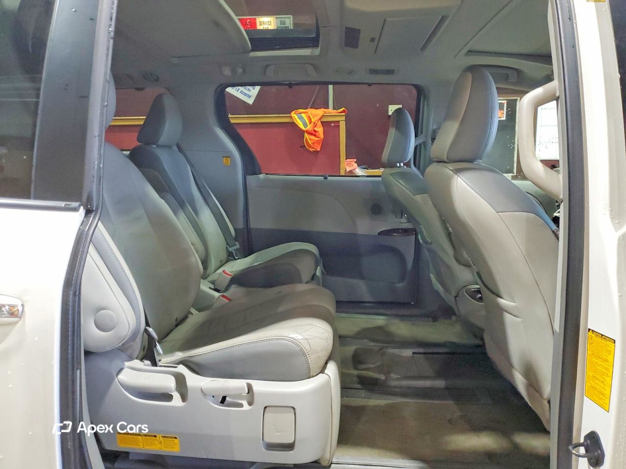 Toyota Sienna 2013