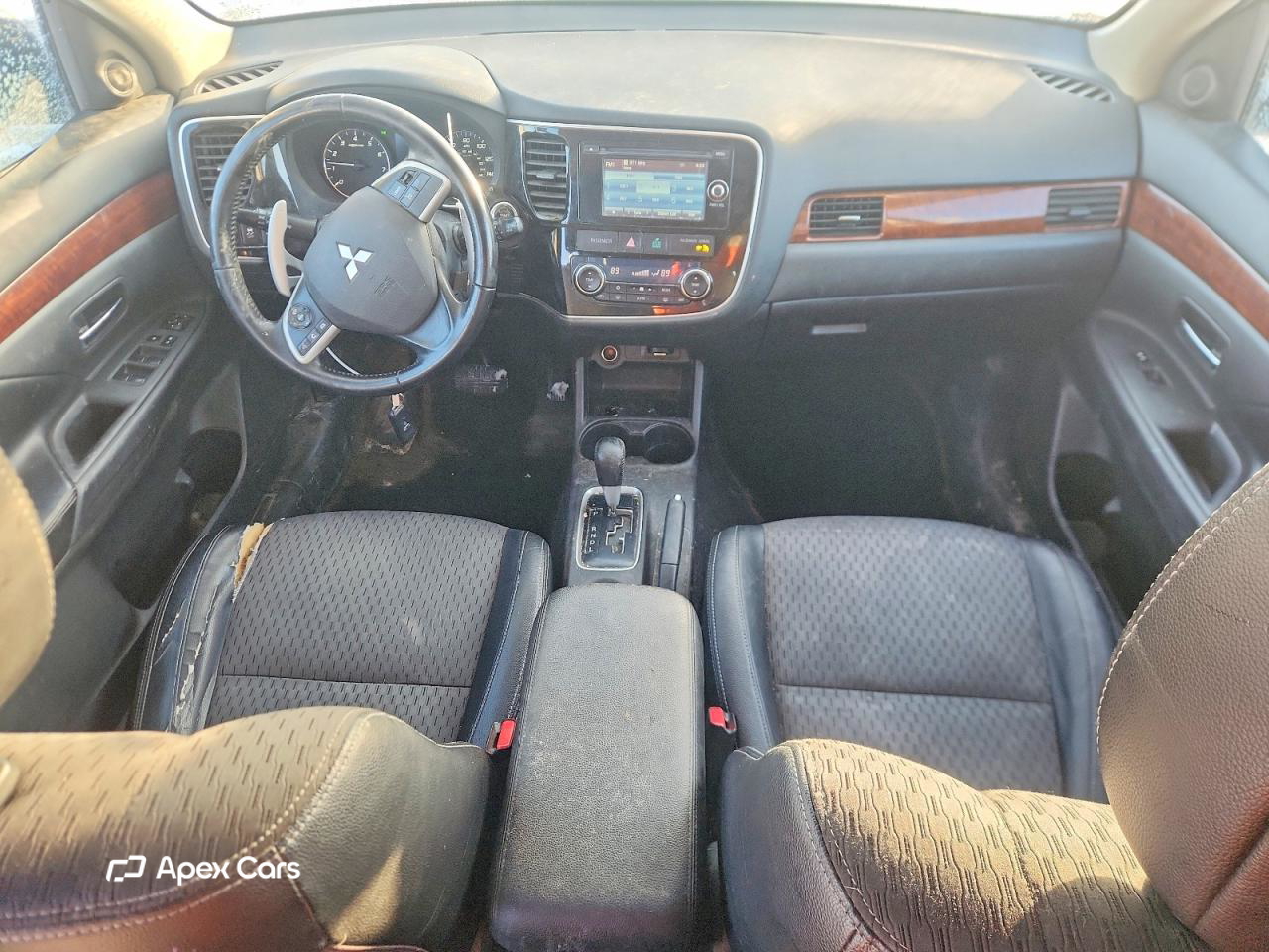 Mitsubishi Outlander 2015