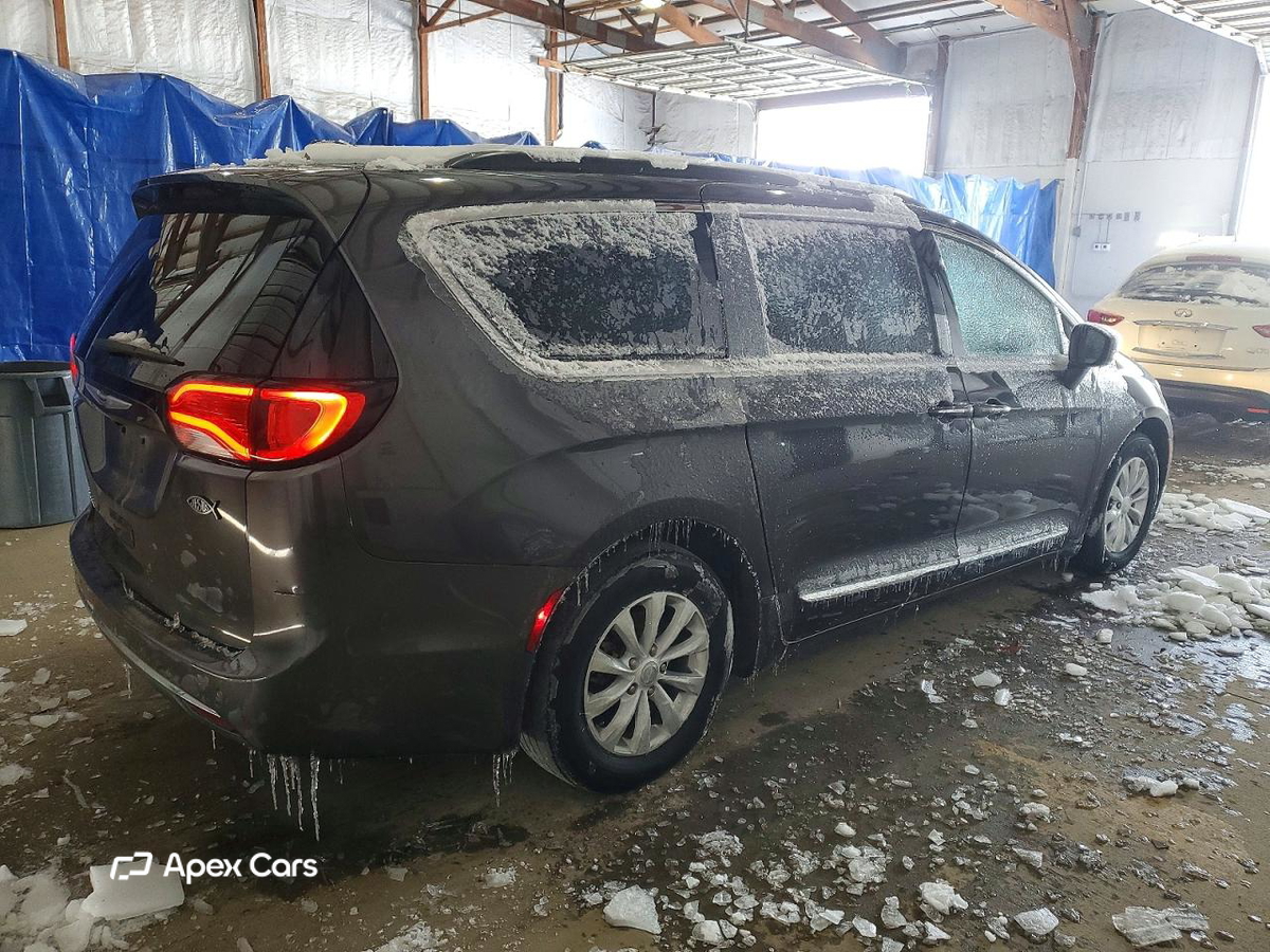 Chrysler Pacifica 2017