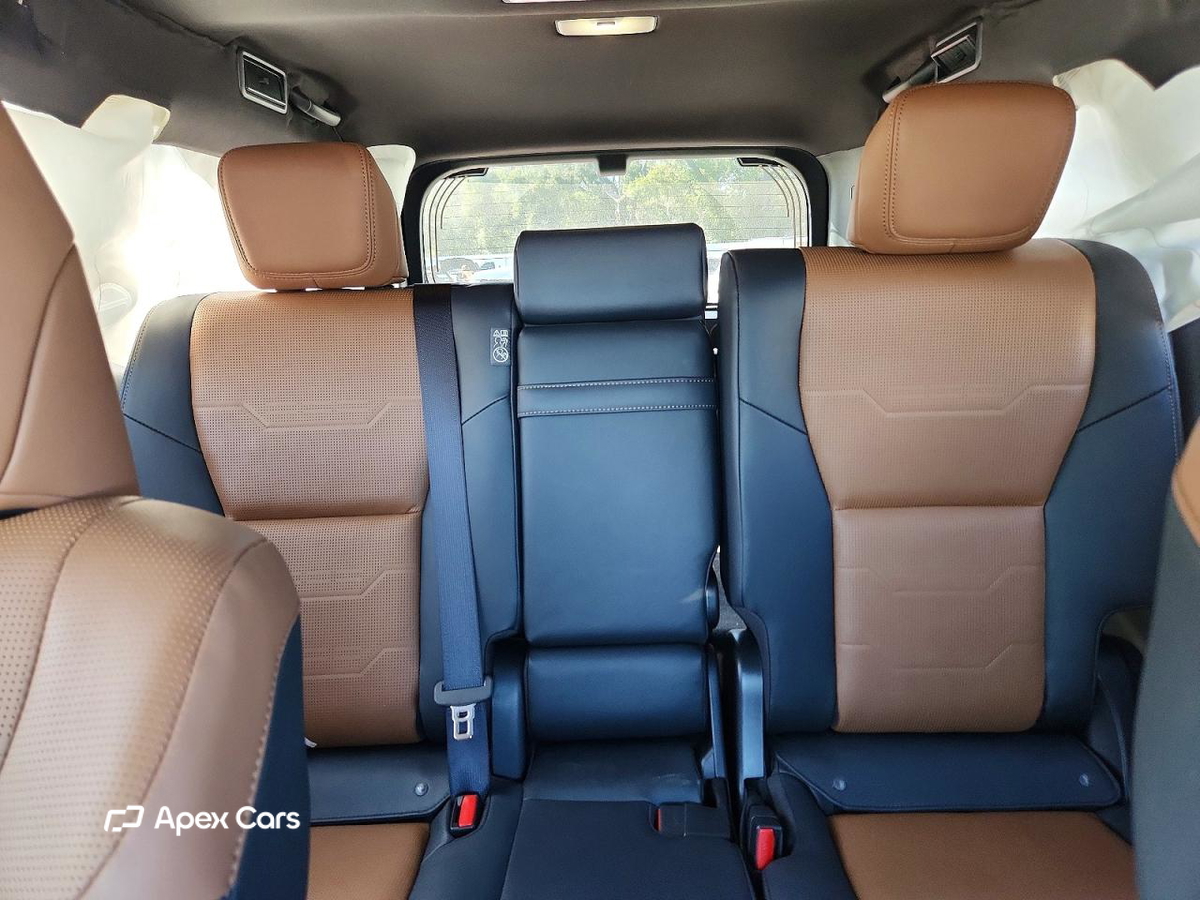 Lexus GX 2025