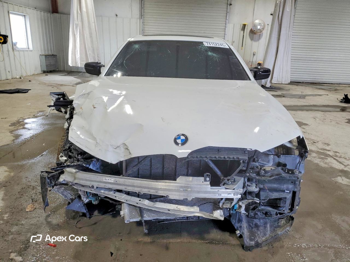 BMW Series 5 2021