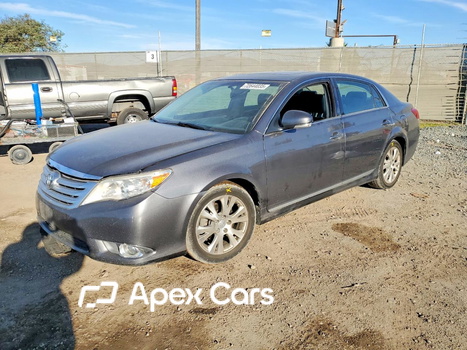 Toyota Avalon 2012 - Zdjęcie 1 z 13