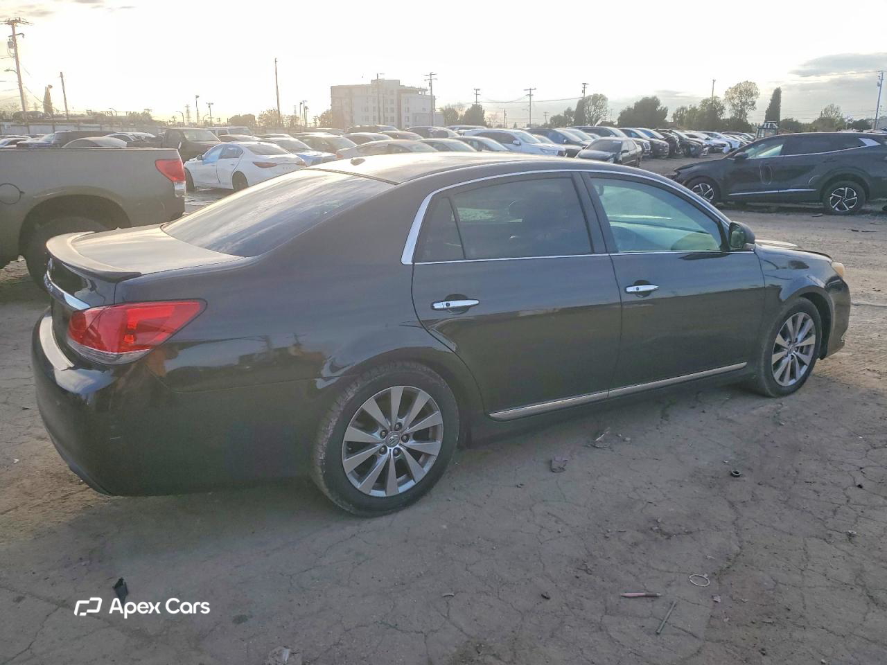 Toyota Avalon 2011