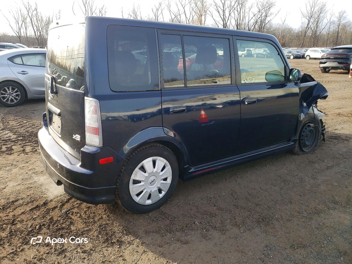 Toyota  2005