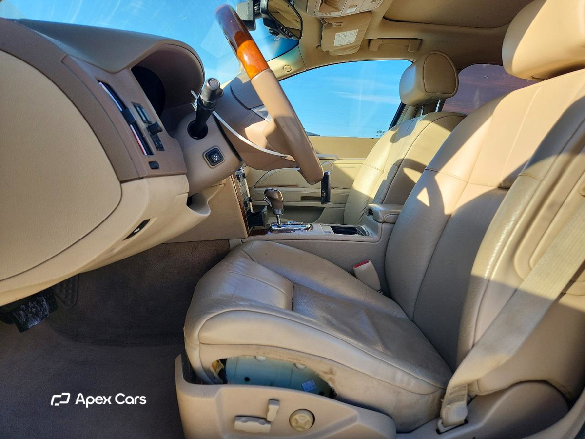 Cadillac STS 2009