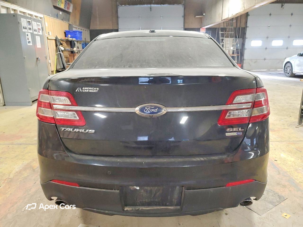Ford Taurus 2017