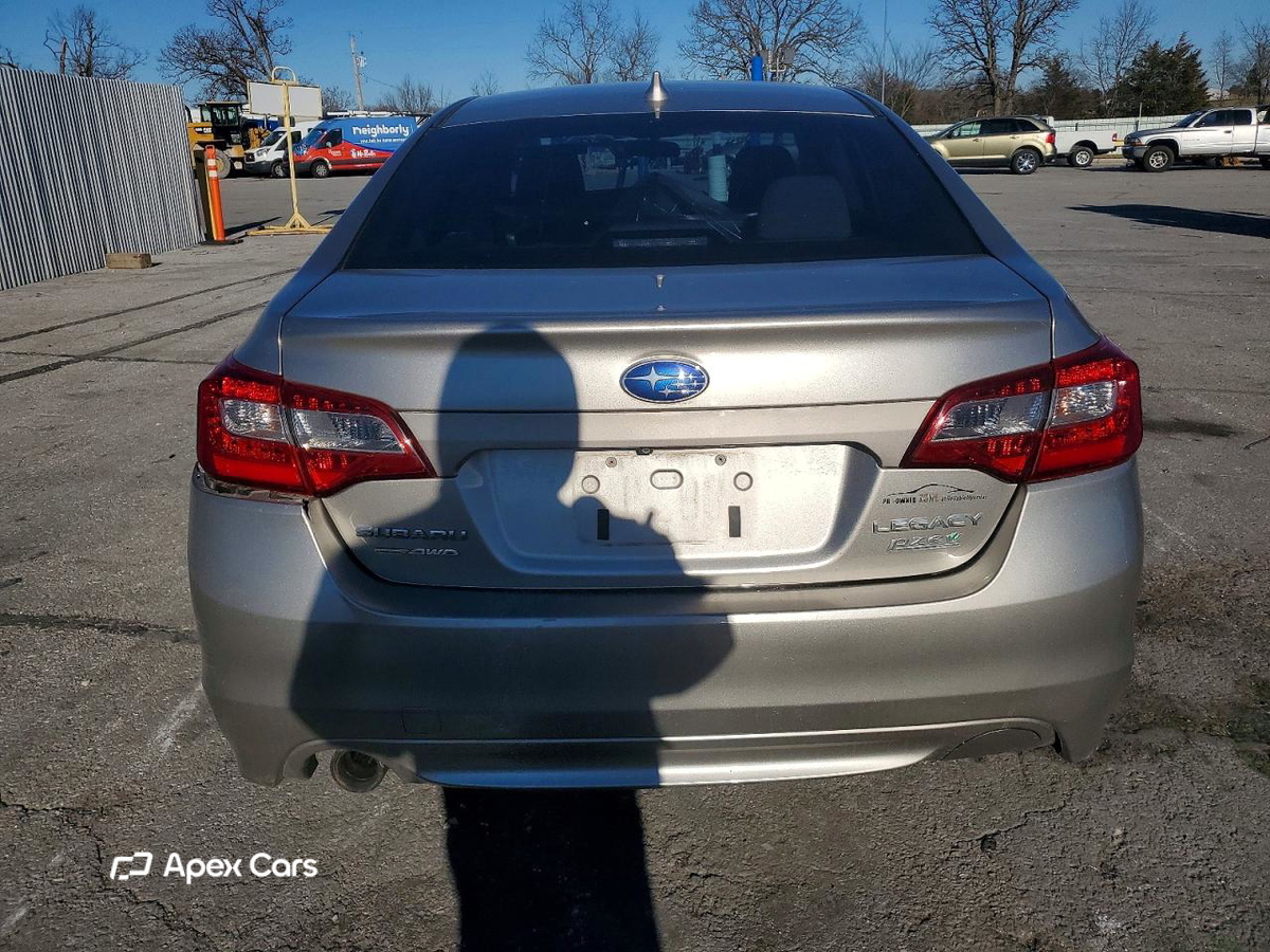 Subaru Legacy 2017