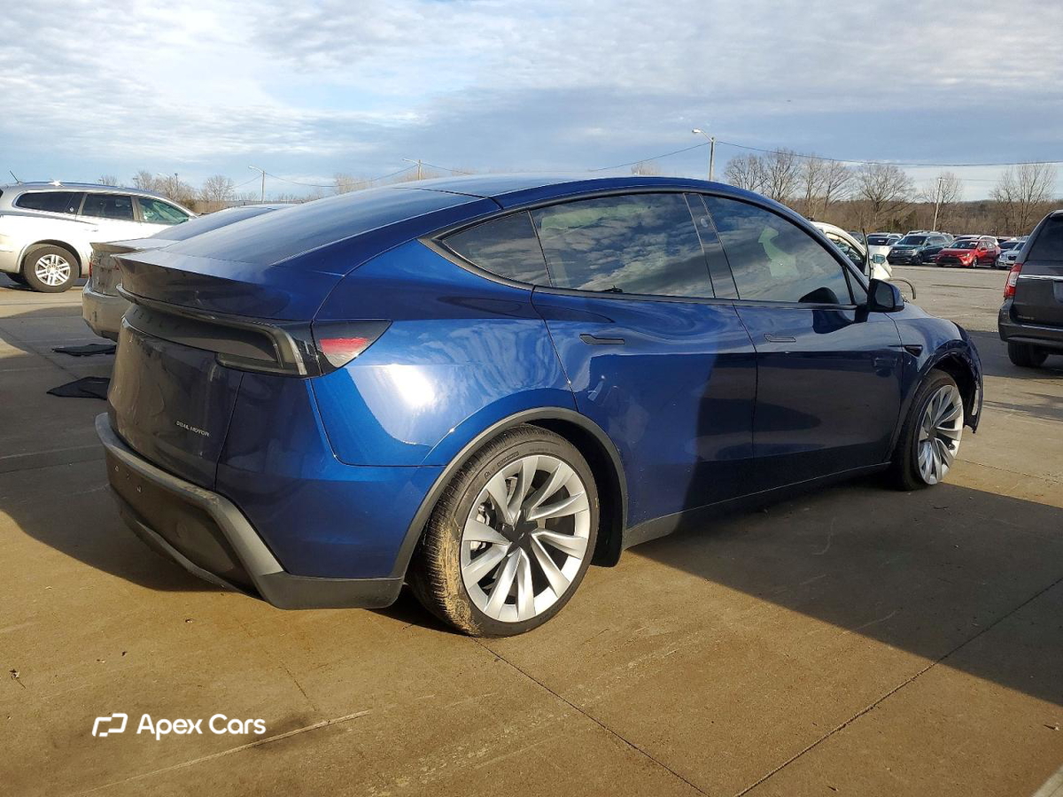 Tesla Model Y 2026