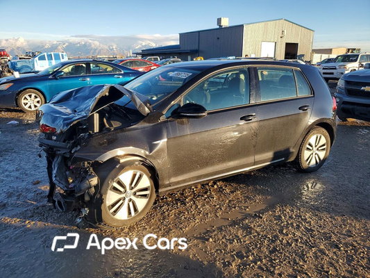 Volkswagen e Golf 2016 - Image 1 of 14