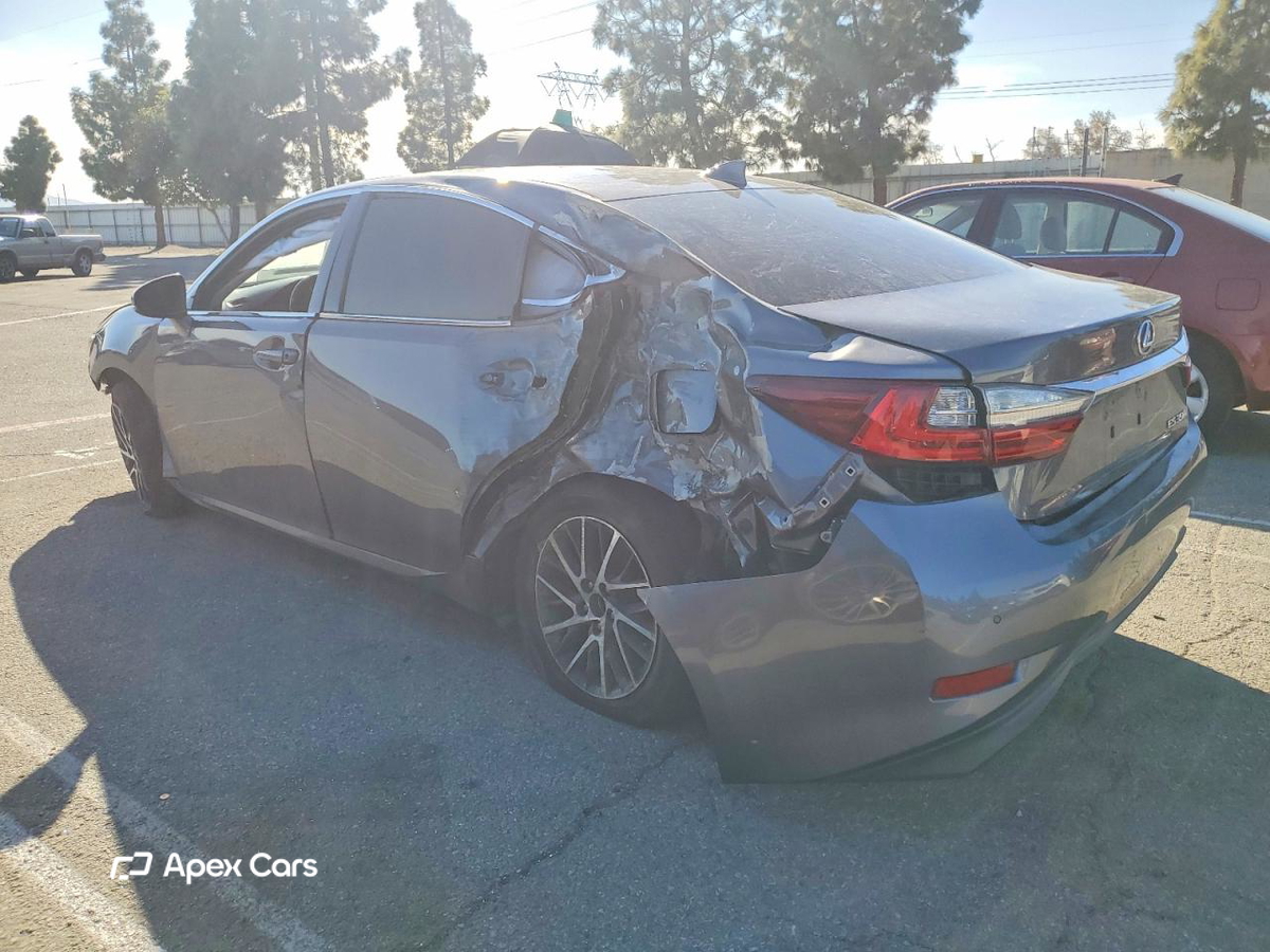 Lexus ES 2016