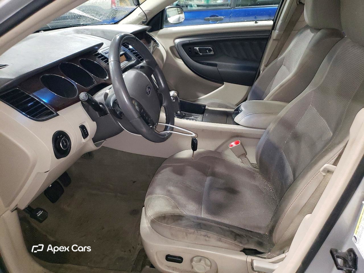 Ford Taurus 2011