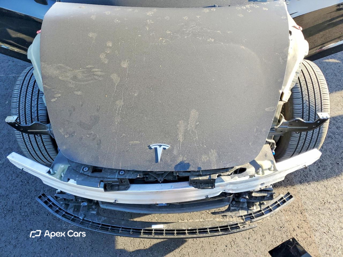 Tesla Model 3 2025