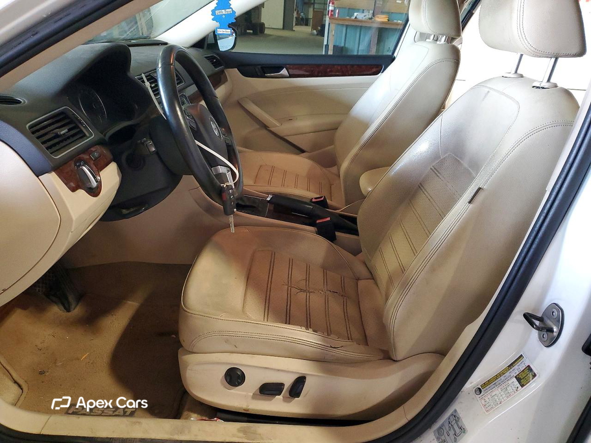 Volkswagen Passat 2012