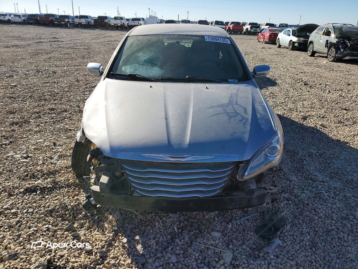Chrysler 200 2013