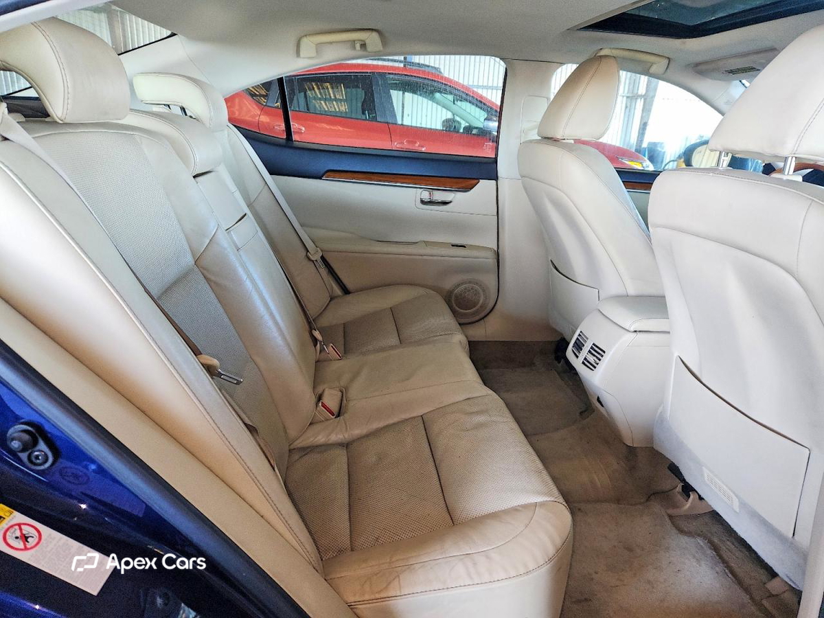 Lexus ES 2015