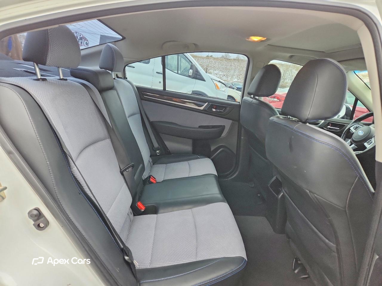 Subaru Legacy 2017
