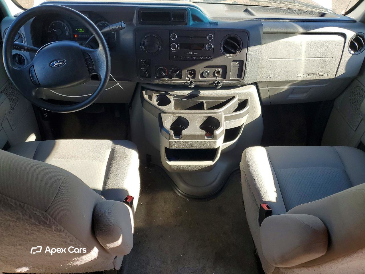 Ford Econoline 2014