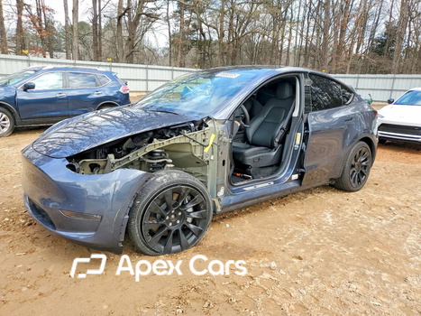 Tesla Model Y 2023 - Zdjęcie 1 z 13