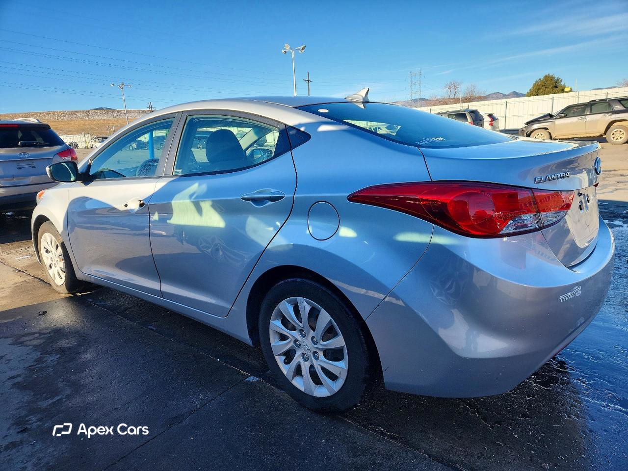 Hyundai Elantra 2012