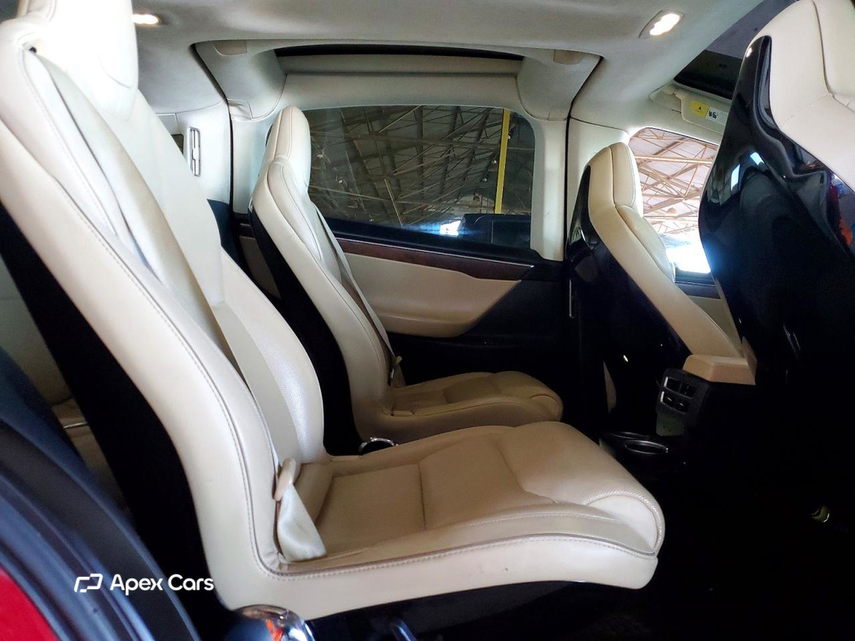 Tesla Model X 2016
