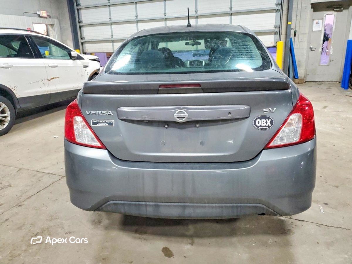 Nissan Versa 2019