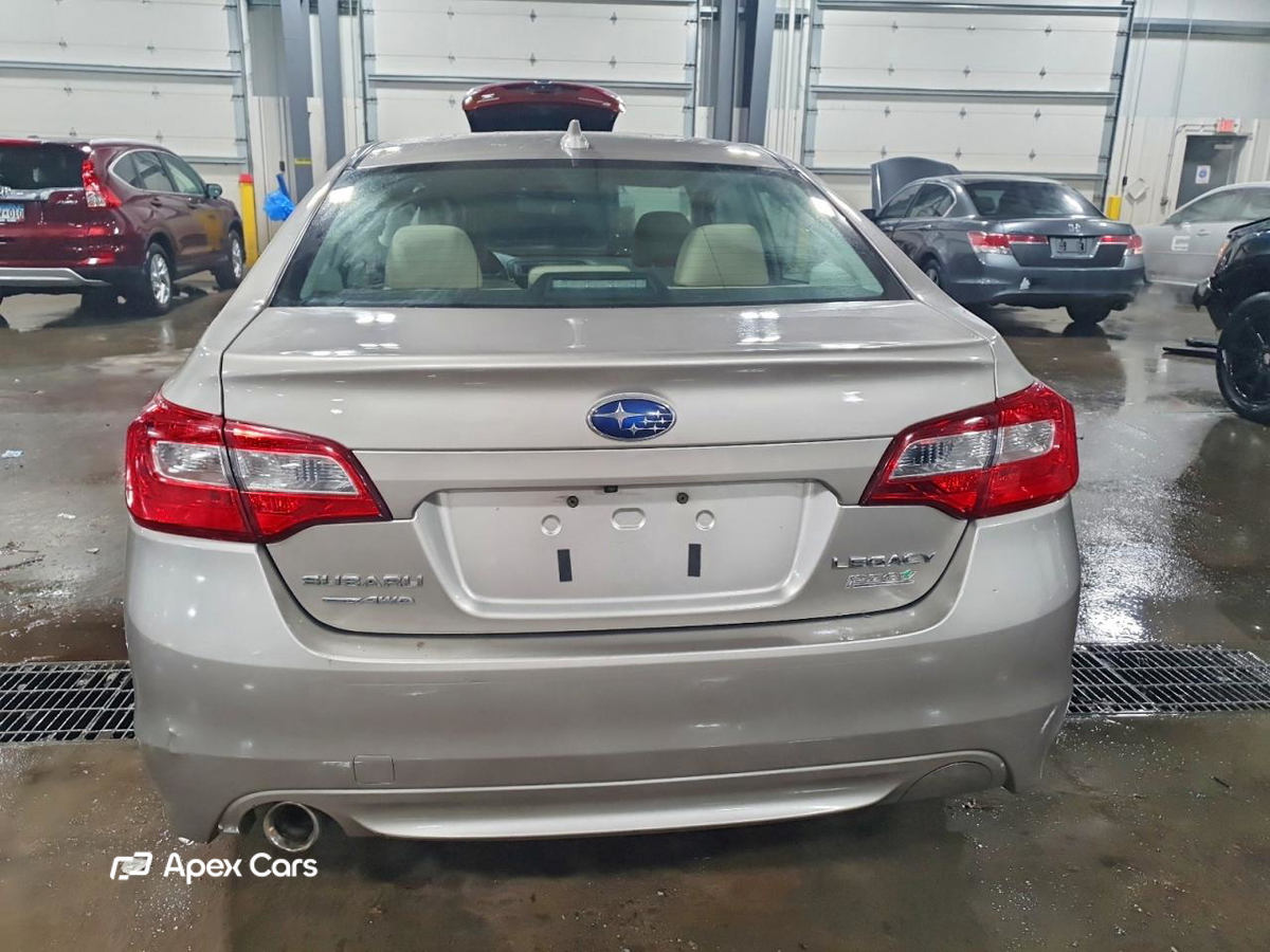 Subaru Legacy 2017