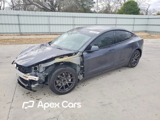 Tesla Model 3 2023 - Image 1 of 13