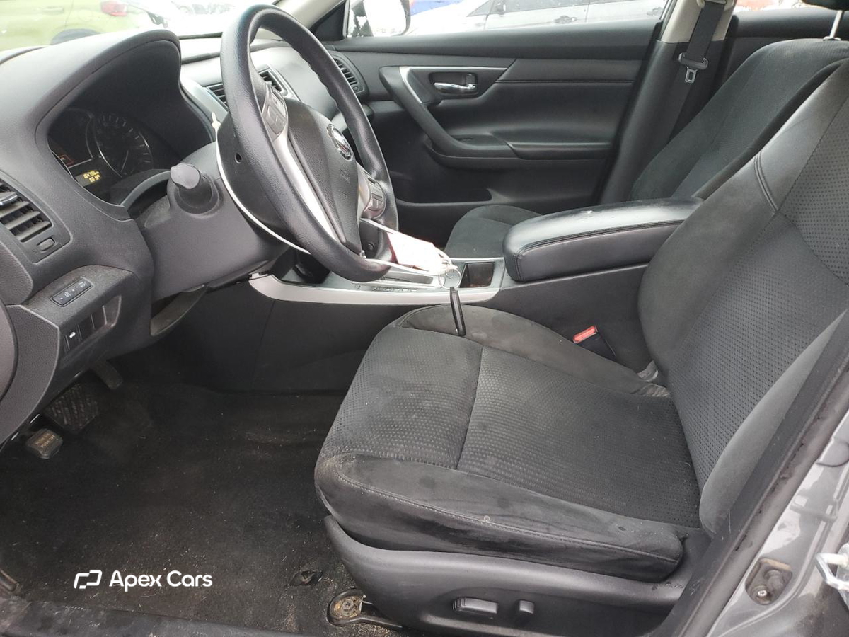 Nissan Altima 2015