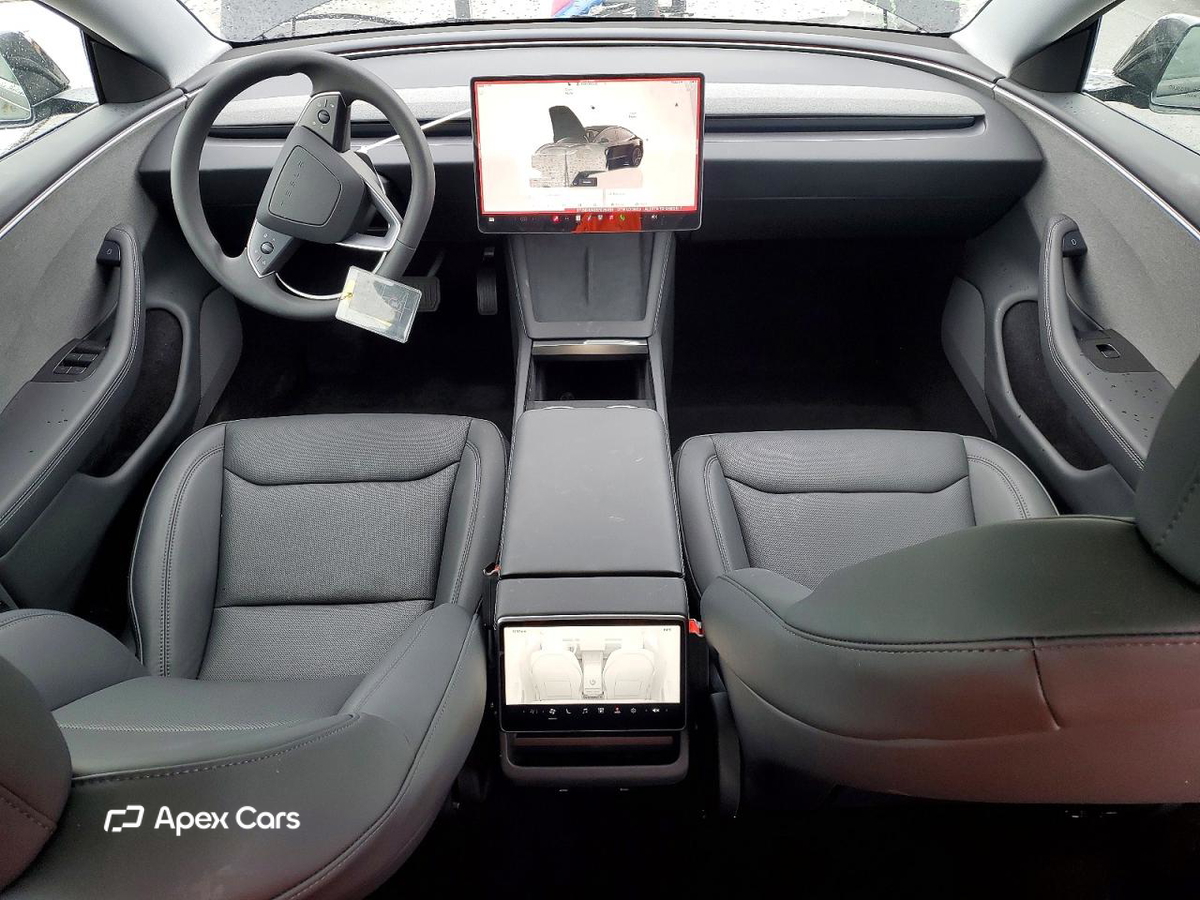 Tesla Model 3 2025