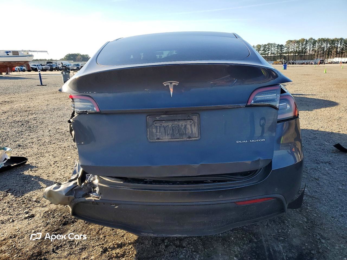 Tesla Model Y 2022