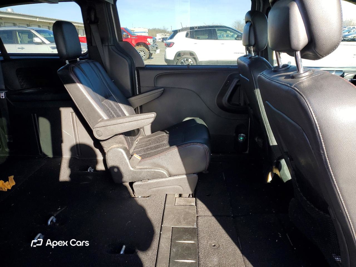 Dodge Caravan 2019