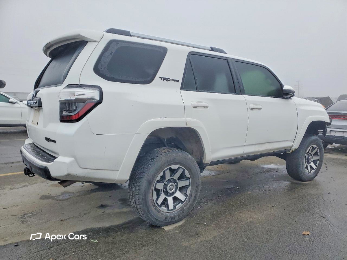 Toyota 4Runner 2017