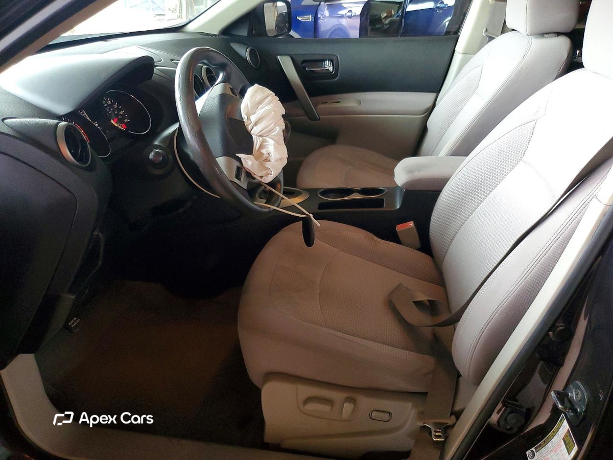 Nissan Rogue 2011
