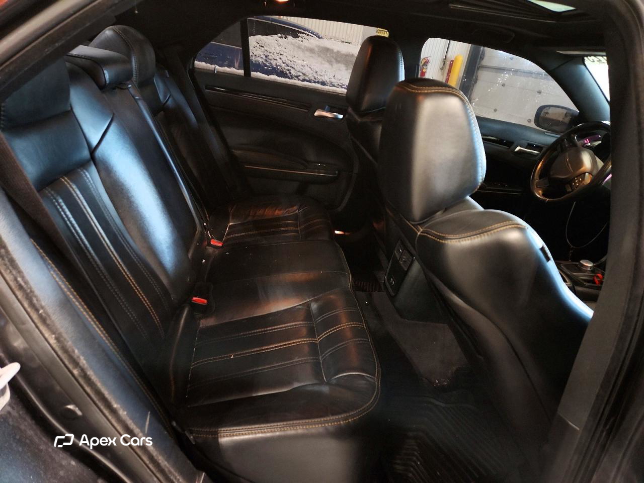 Chrysler 300 2016