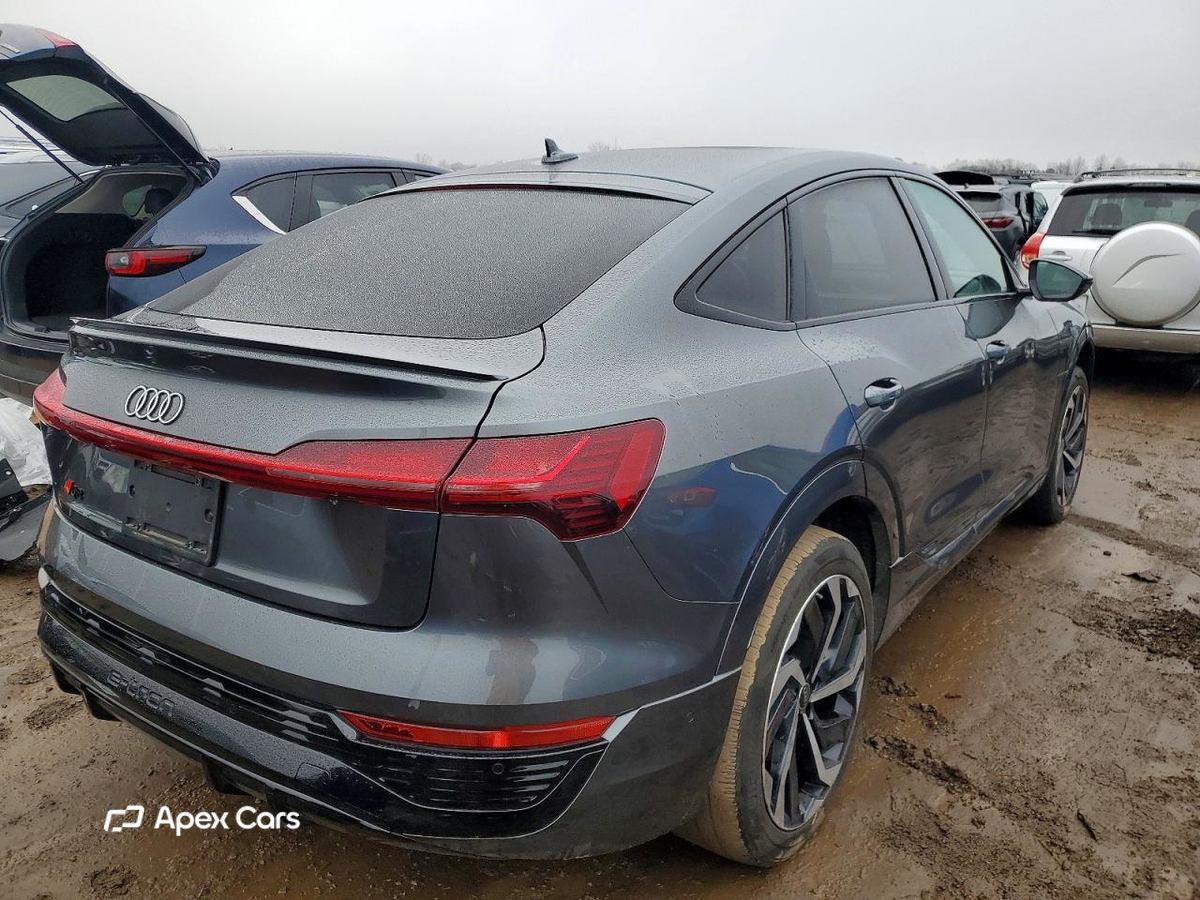 Audi Q8 2024