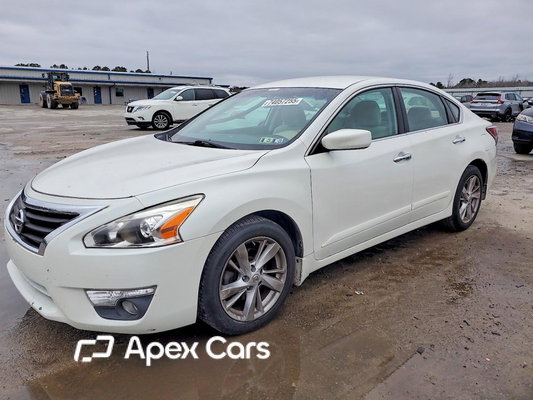 Nissan Altima 2015 - Image 1 of 12
