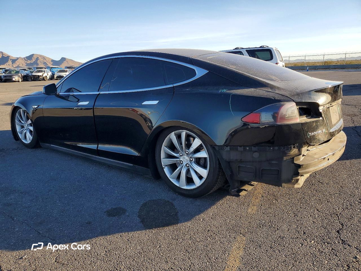 Tesla Model S 2013