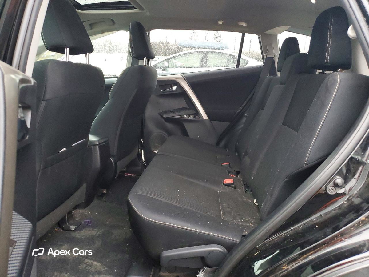 Toyota RAV 4 2015