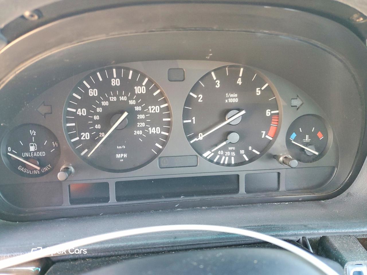 BMW Series 7 2000