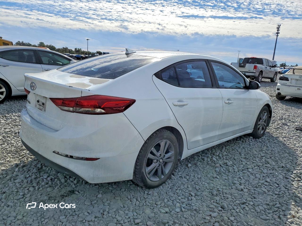 Hyundai Elantra 2017