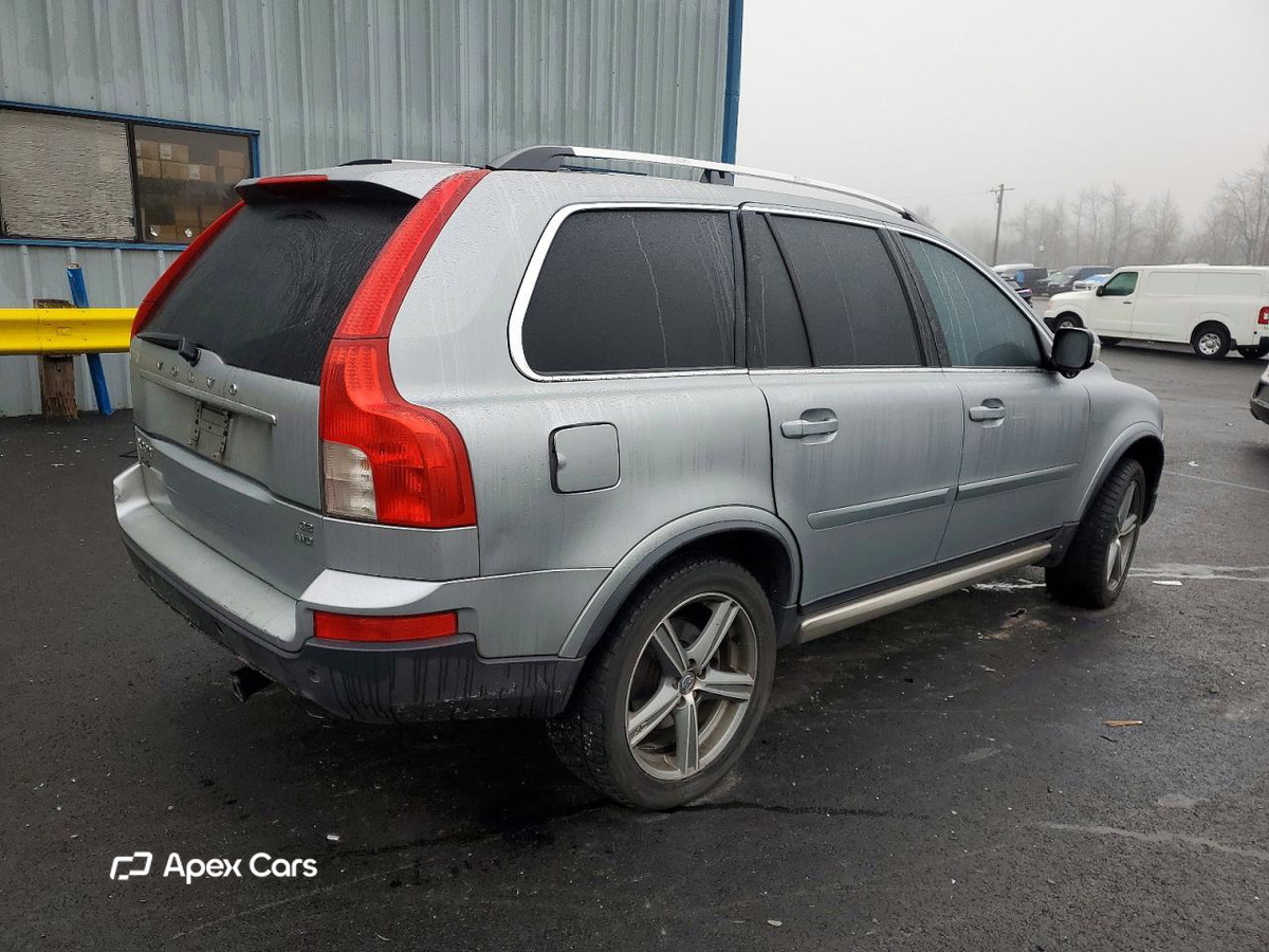 Volvo XC90 2010