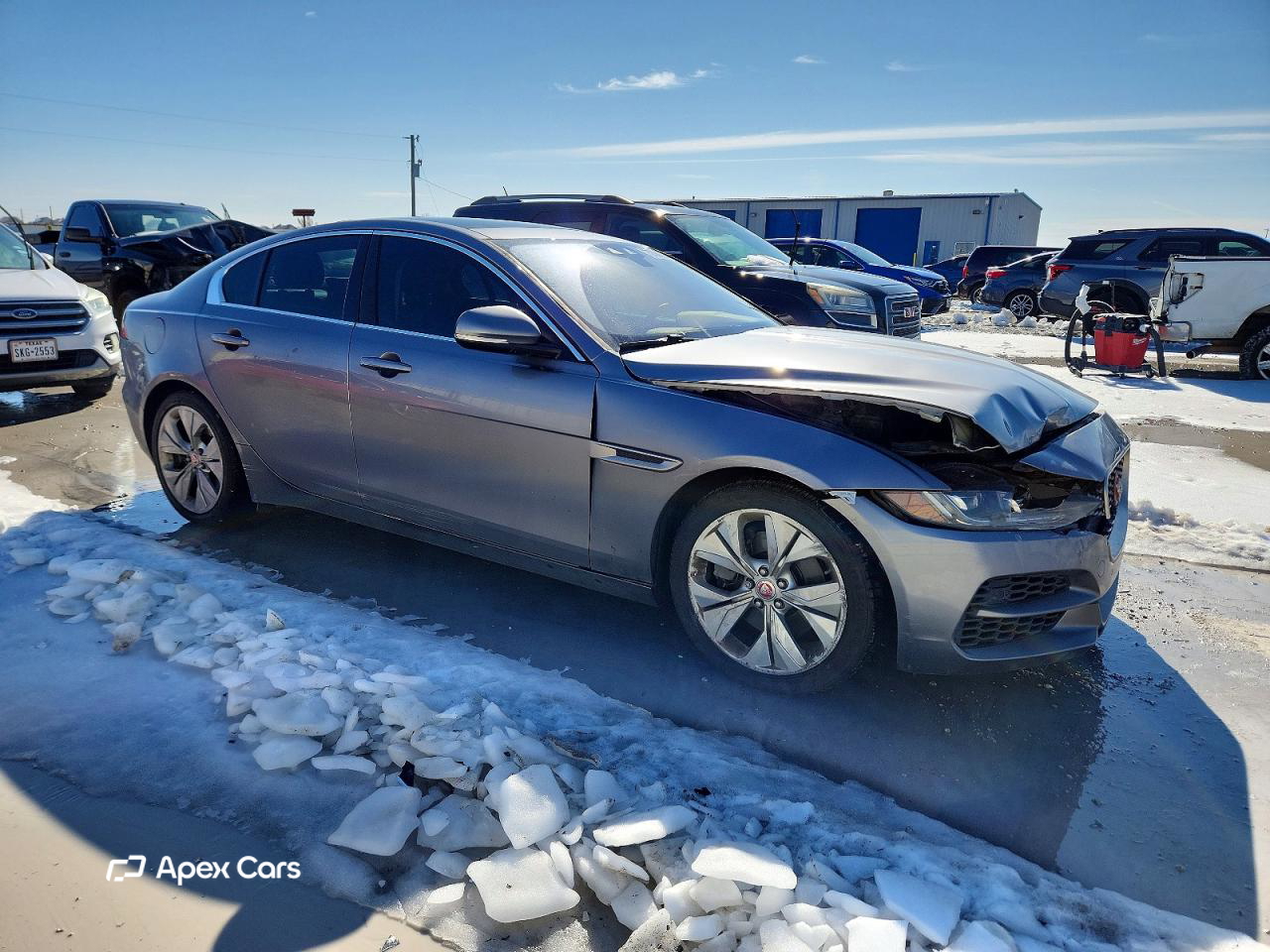 Jaguar XE 2020