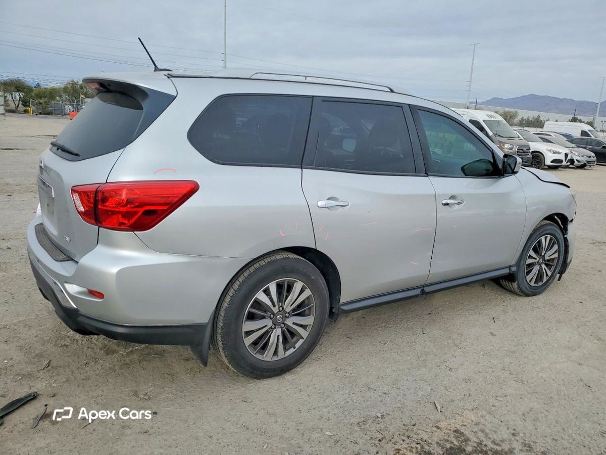 Nissan Pathfinder 2017