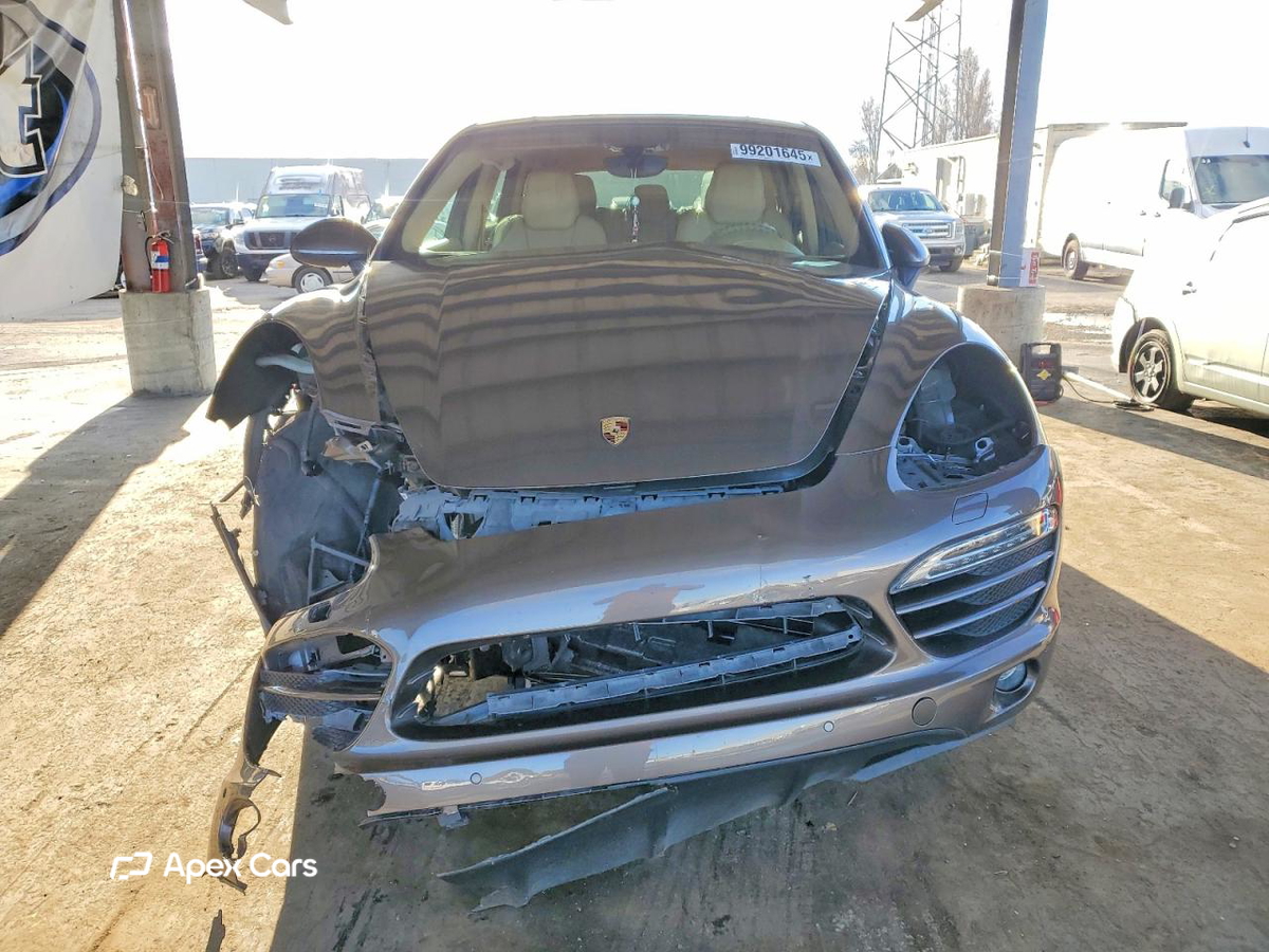 Porsche Cayenne 2014