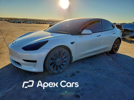 Tesla Model 3 2021 - Image 1 of 14