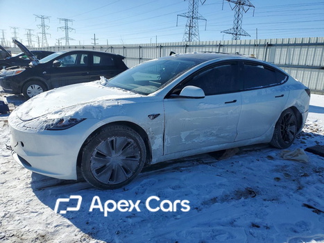 Tesla Model 3 2024 - Image 1 of 13