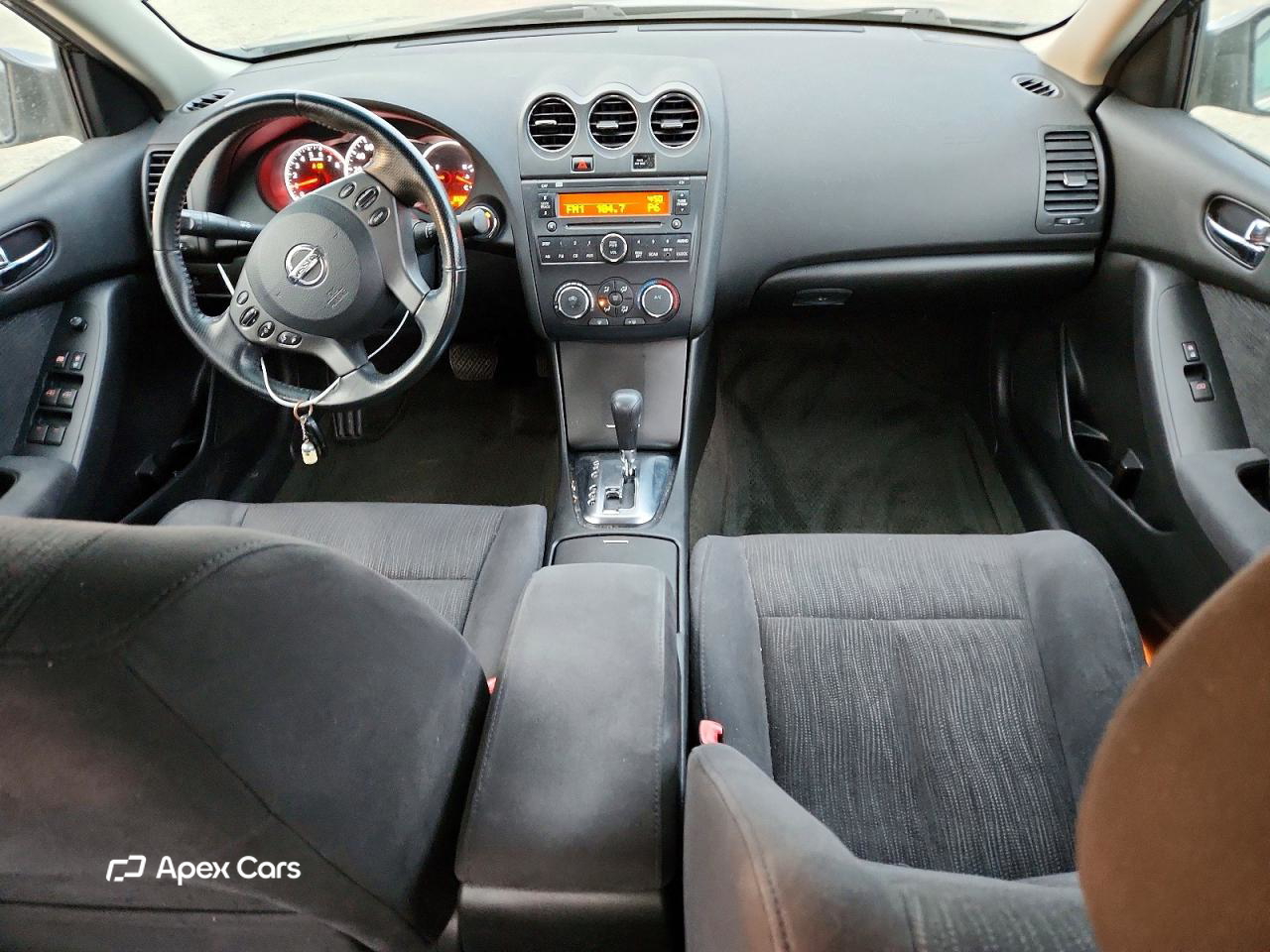 Nissan Altima 2012