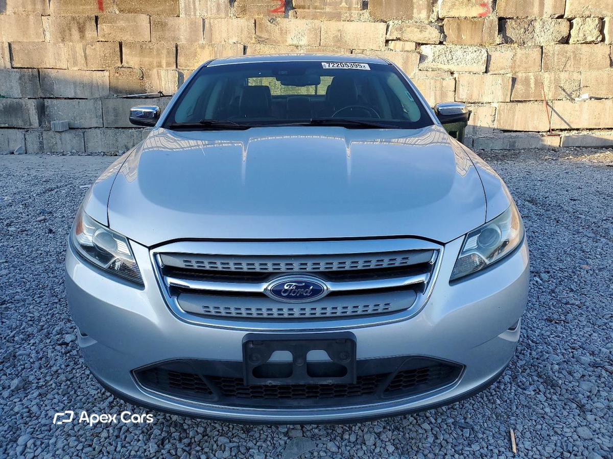 Ford Taurus 2011