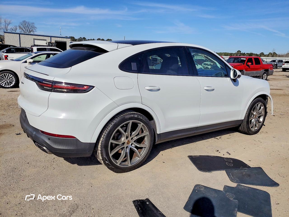 Porsche Cayenne 2021