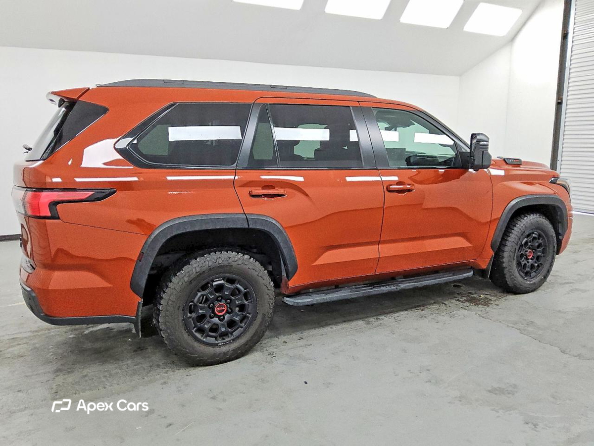 Toyota Sequoia 2024